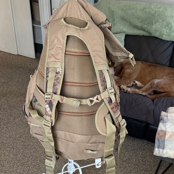 Fieldline Pro Series
Camo Outdoor Backpack - Picture 8 of 8